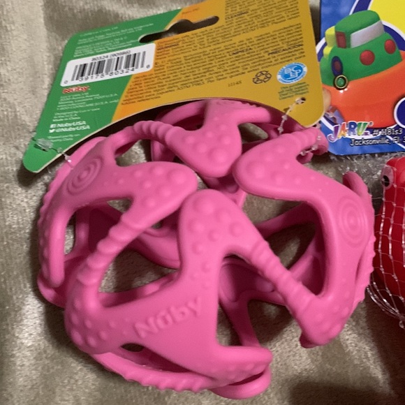 🆕 BABYSHOWER BUNDLE- All items are New and Tagged - Picture 8 of 14